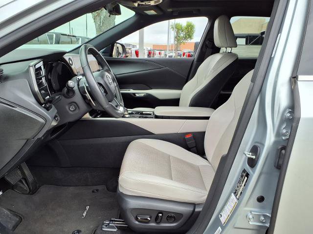 Used 2023 Lexus RX 350 Premium Plus w/ Accessory Package (Z1) FWD image 19