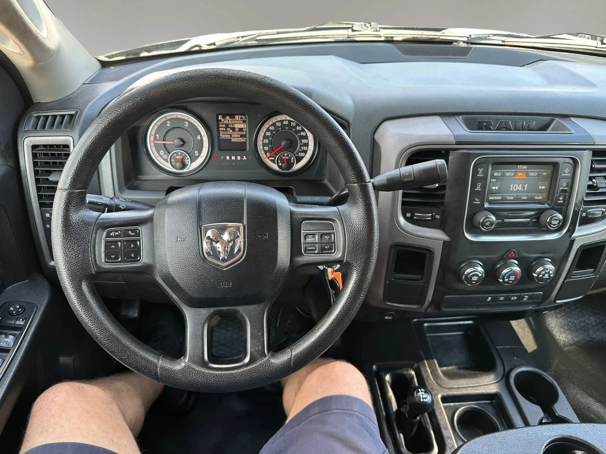 Used 2016 RAM 2500 ST AWD/4WD image 10