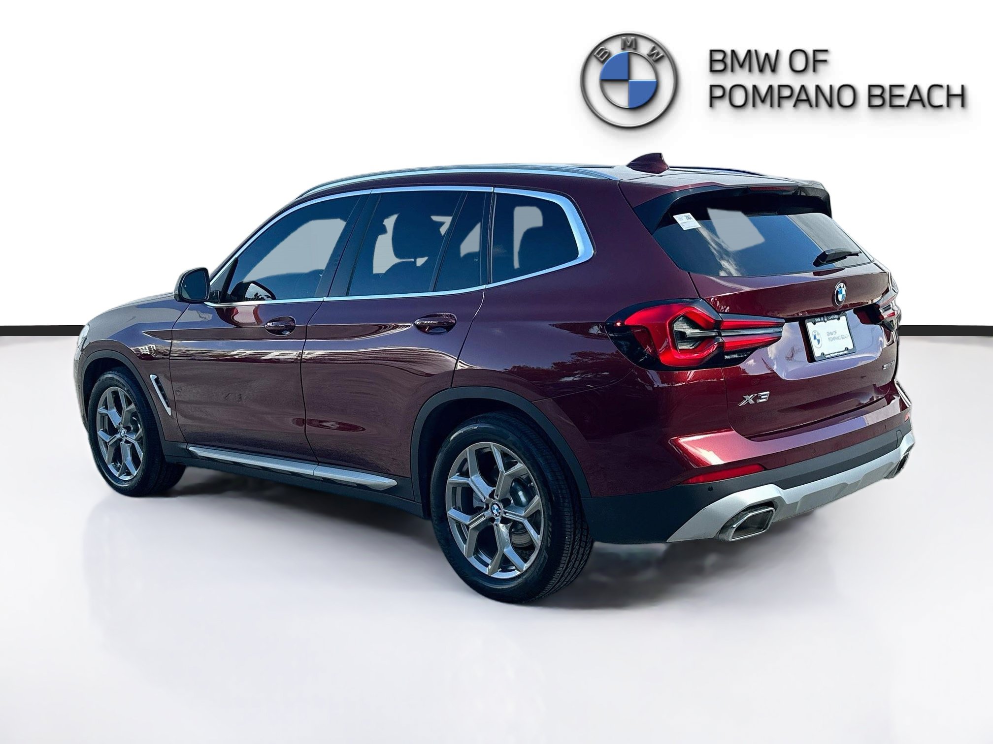 Used 2024 BMW X3 sDrive30i w/ Convenience Package RWD image 5