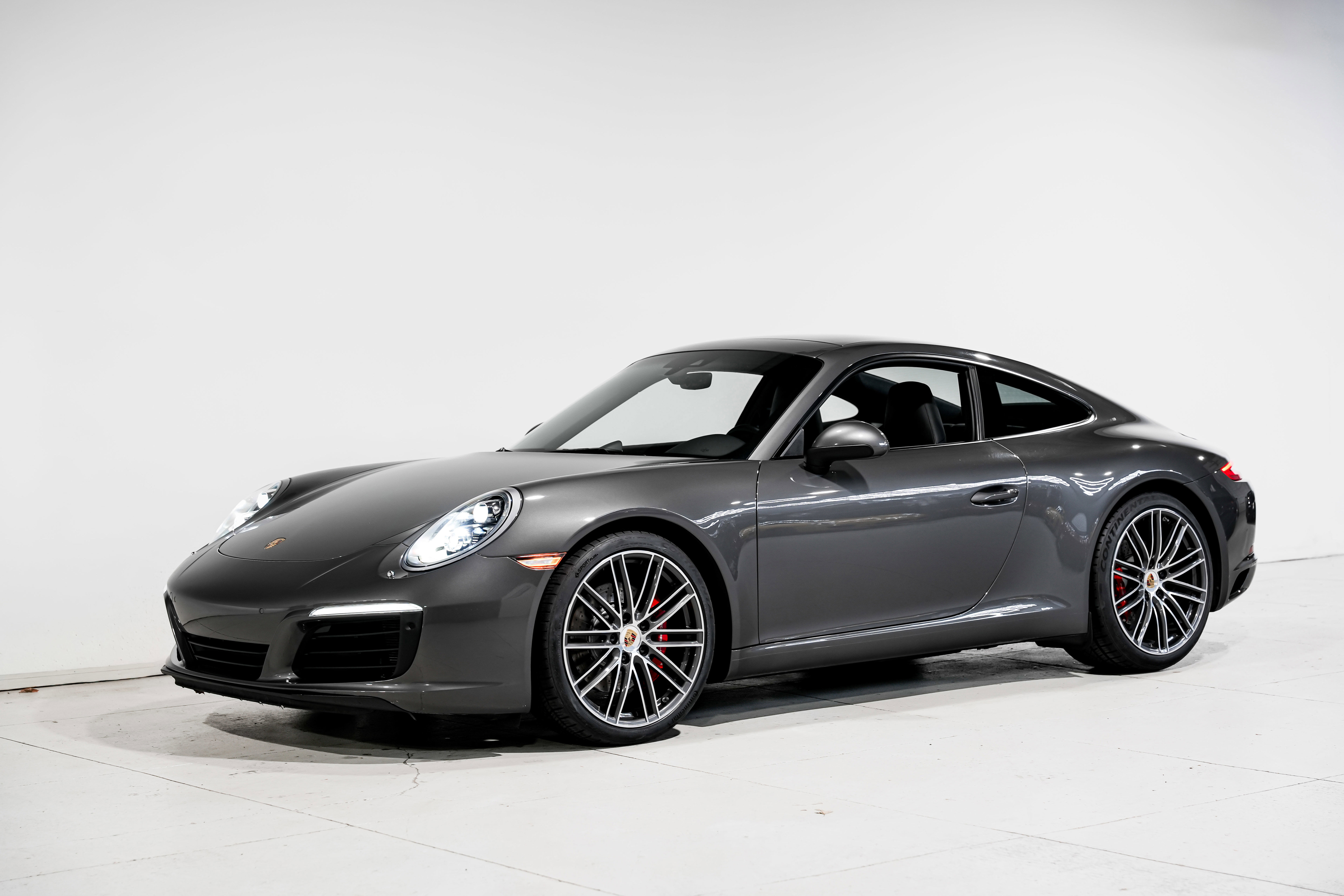Used 2017 Porsche 911 Carrera S image 6