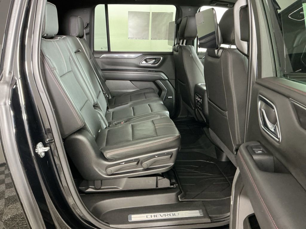Used 2021 Chevrolet Suburban RST w/ Rear Media and Nav Package AWD/4WD image 7