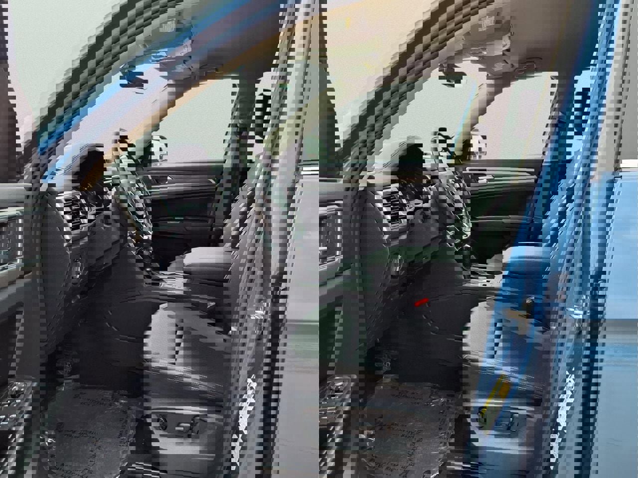 Used 2019 Volkswagen Atlas SE image 16