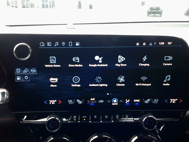 New 2025 Chevrolet Blazer EV RS image 12