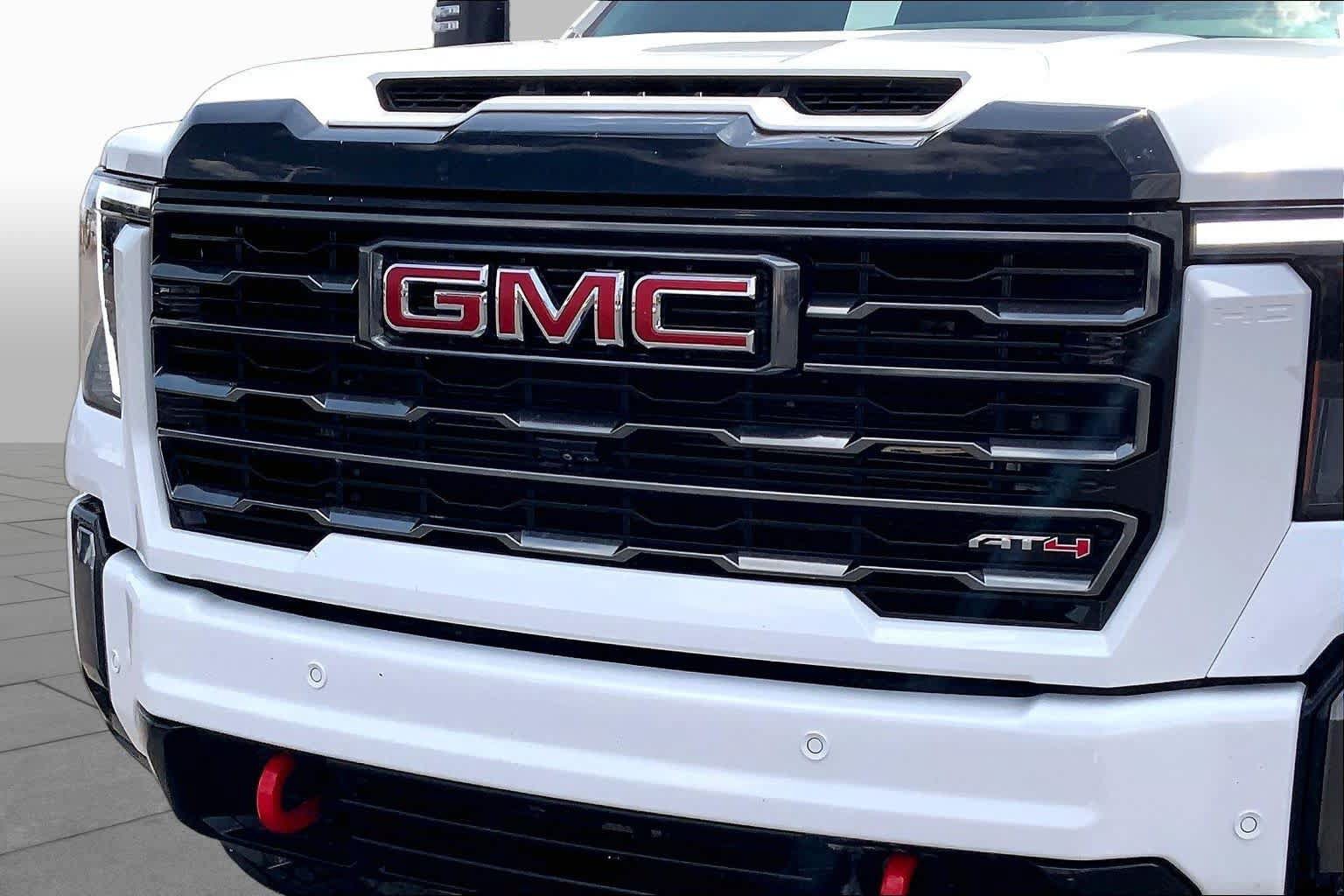 Used 2024 GMC Sierra 2500 AT4 w/ AT4 Premium Plus Package AWD/4WD image 30