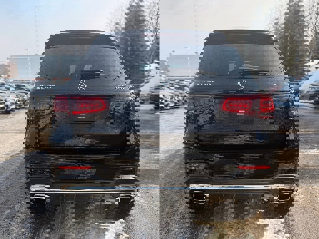 Used 2020 Mercedes-Benz GLC 300 4MATIC image 5