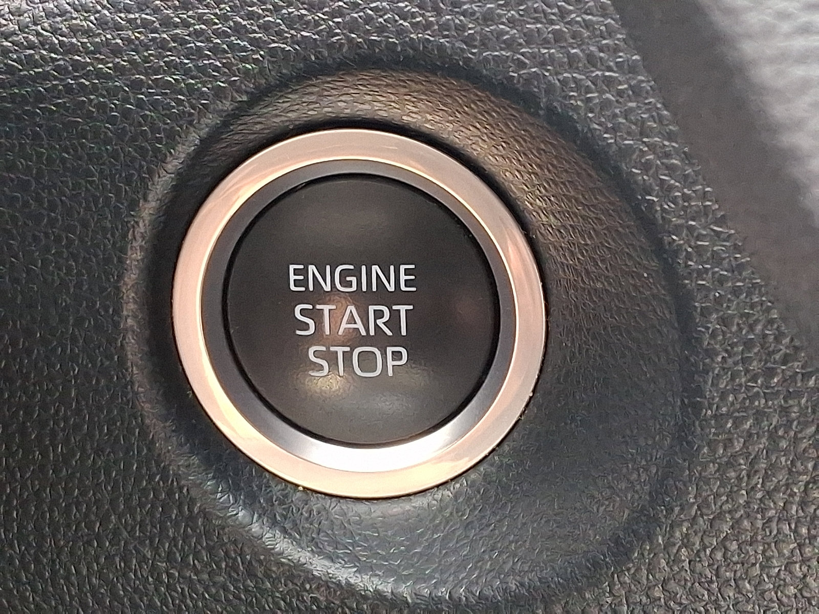 Used 2023 Toyota Corolla Cross LE image 25