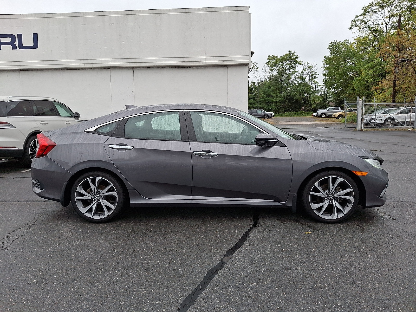 Used 2019 Honda Civic Touring image 7