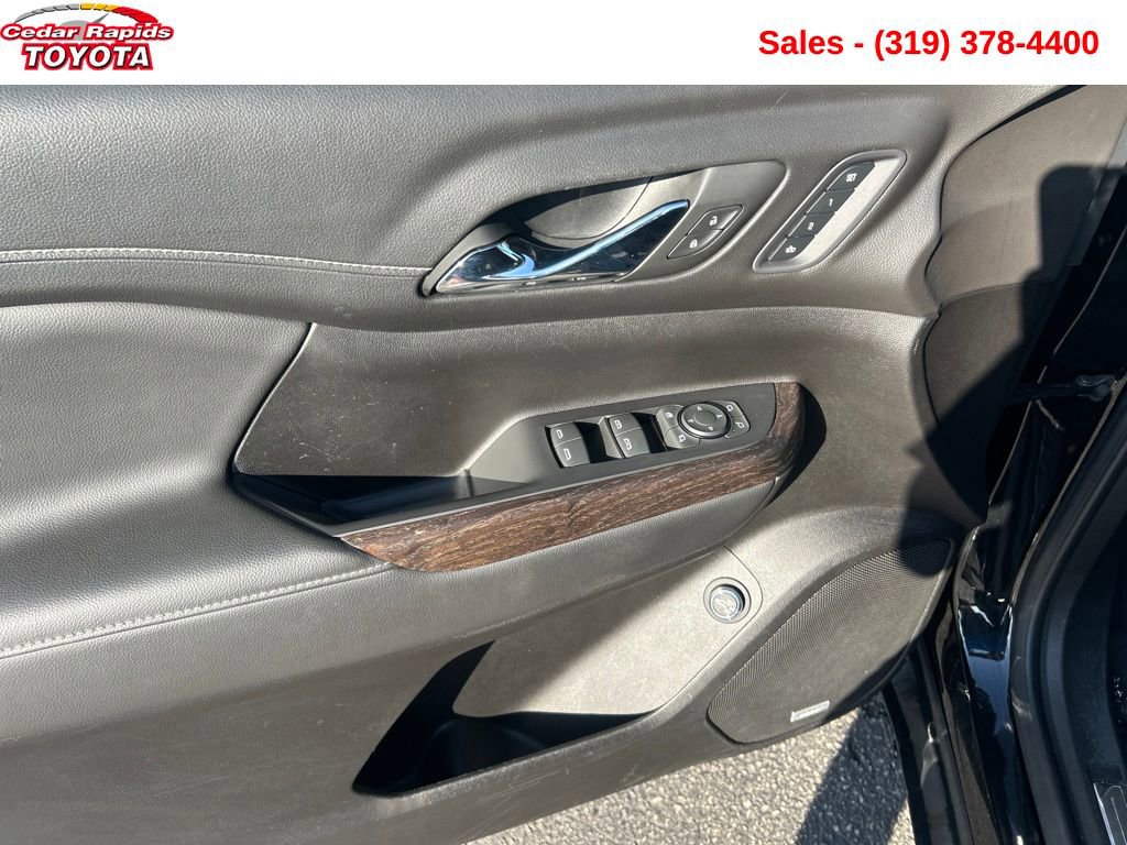 Used 2023 GMC Acadia Denali w/ Denali Ultimate Package image 12