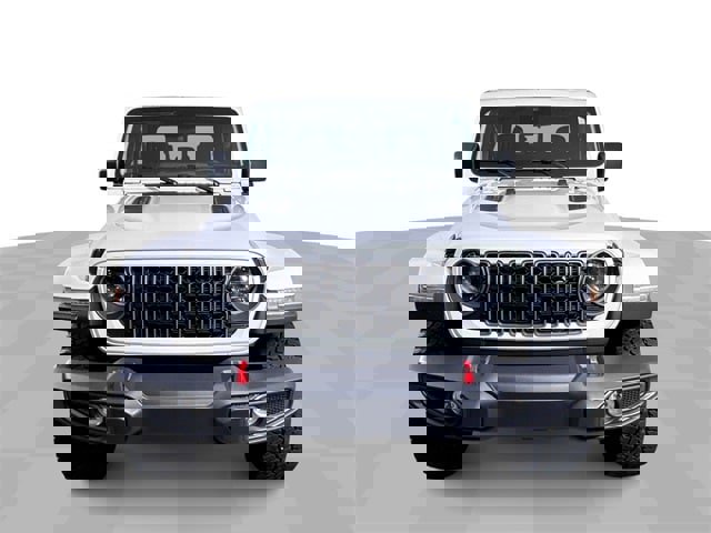 Used 2025 Jeep Gladiator Rubicon w/ Convenience Group image 3