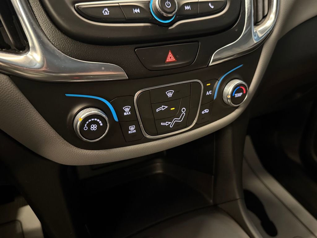 Used 2021 Chevrolet Equinox LS w/ LS Convenience Package FWD image 14