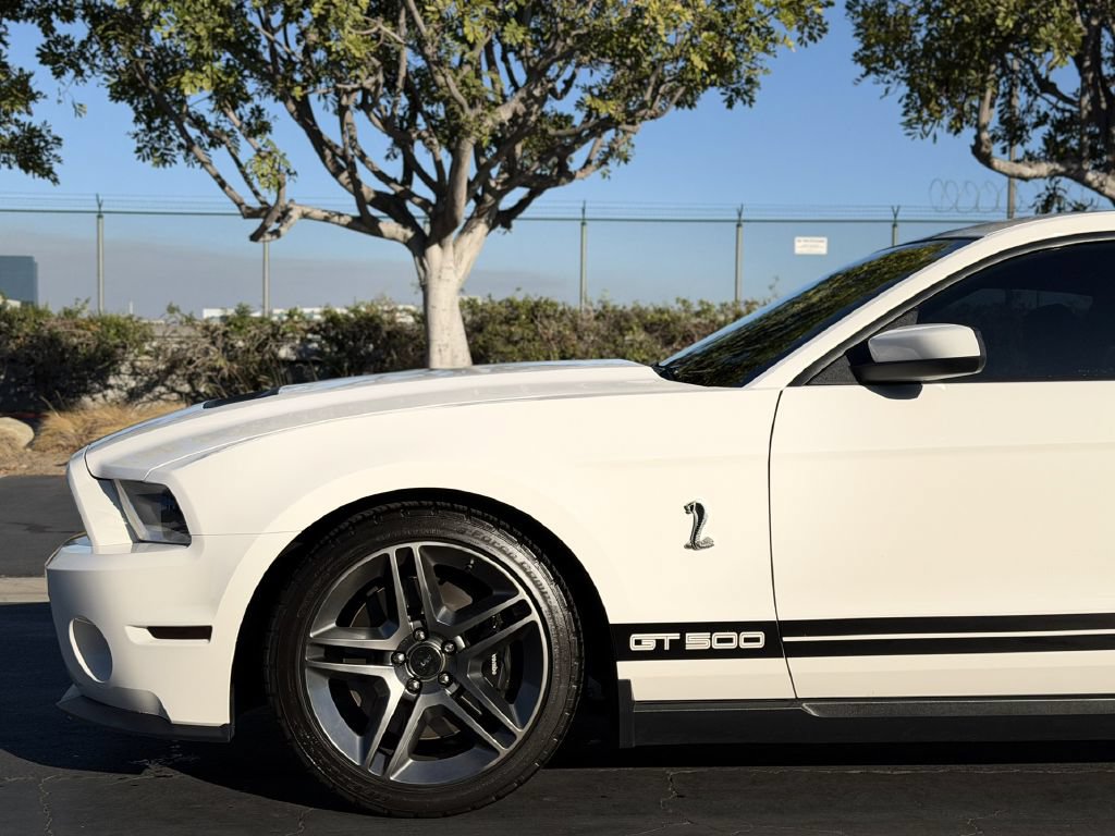 Used 2011 Ford Mustang Shelby GT500 w/ Electronics Pkg RWD image 10