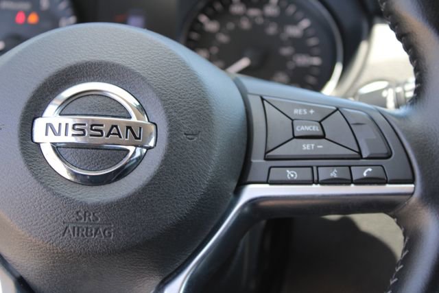 Used 2020 Nissan Rogue SV AWD/4WD image 20