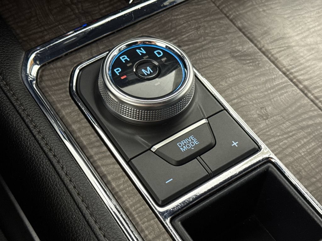 Used 2020 Ford Expedition Limited RWD image 22