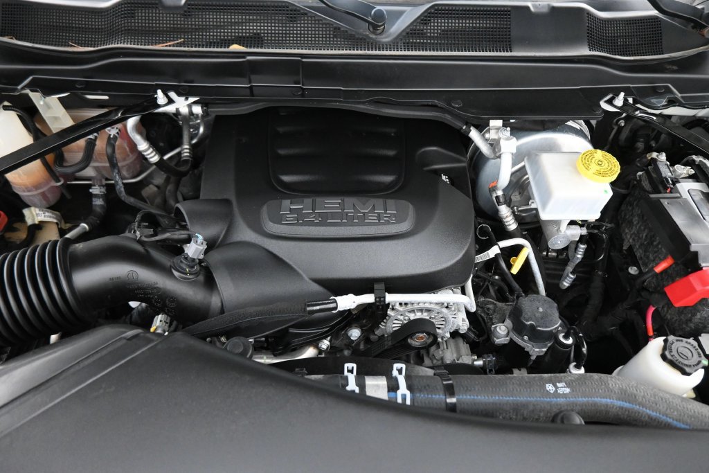 Used 2020 RAM 2500 Limited RWD image 24