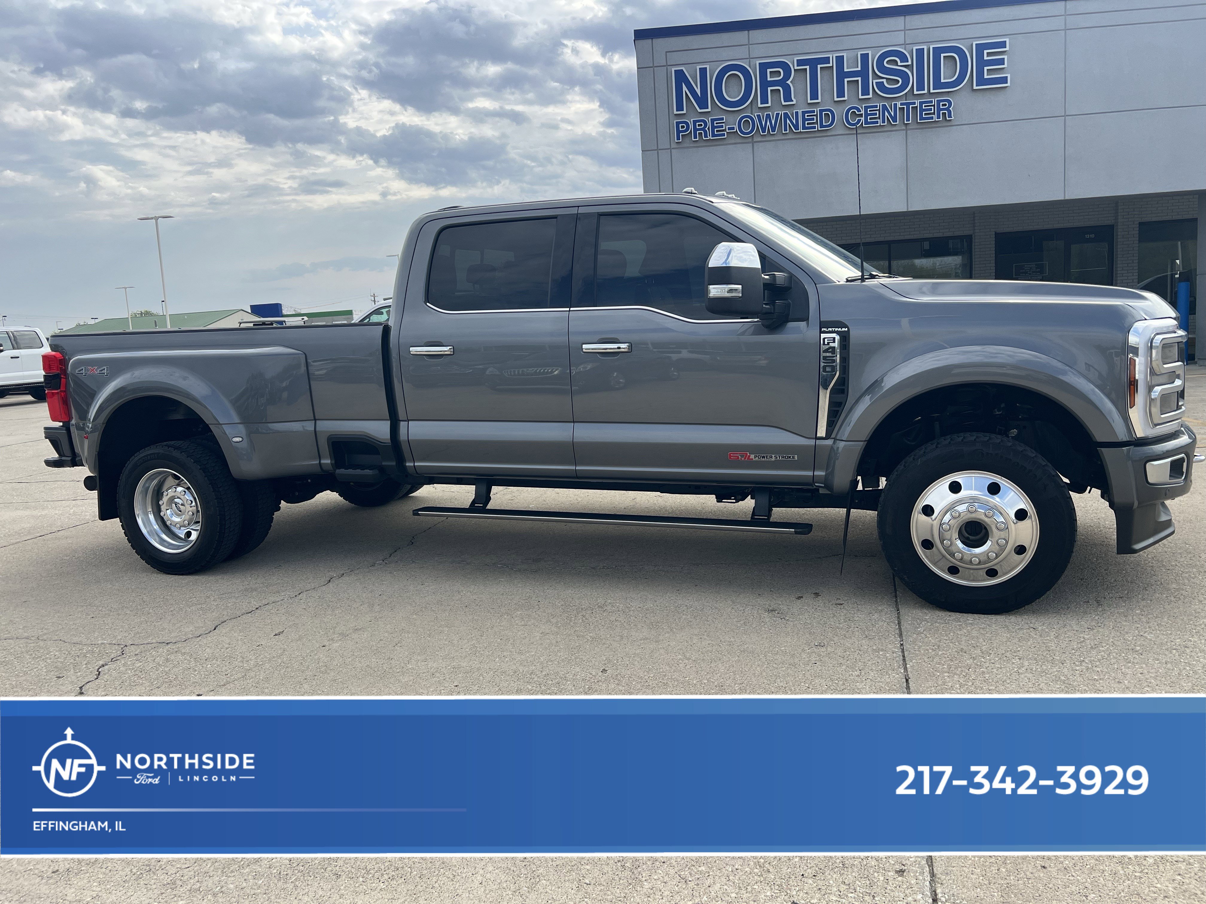 Used 2024 Ford F450 Platinum AWD/4WD image 1