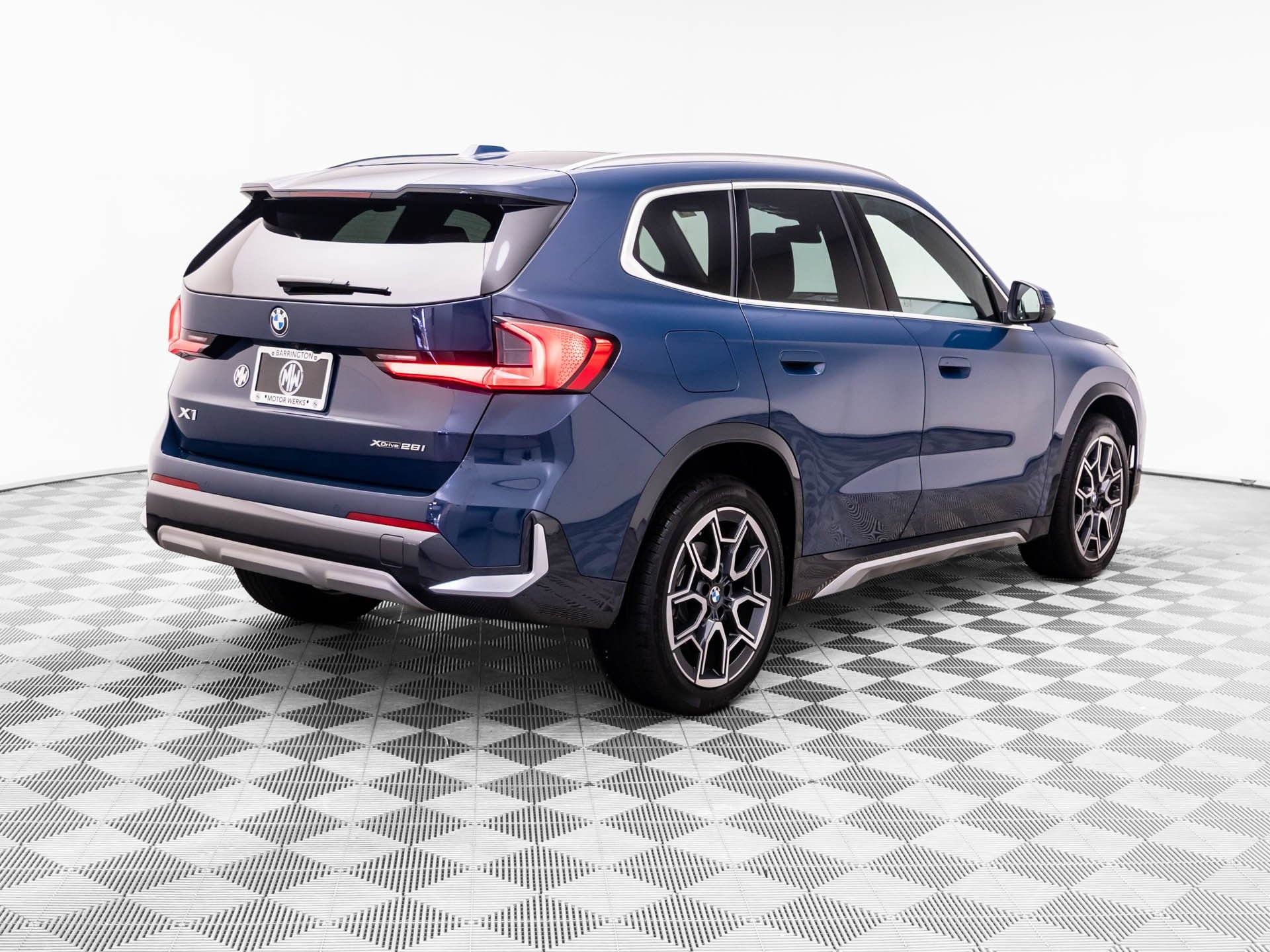 Certified 2026 BMW X1 xDrive28i AWD/4WD image 5