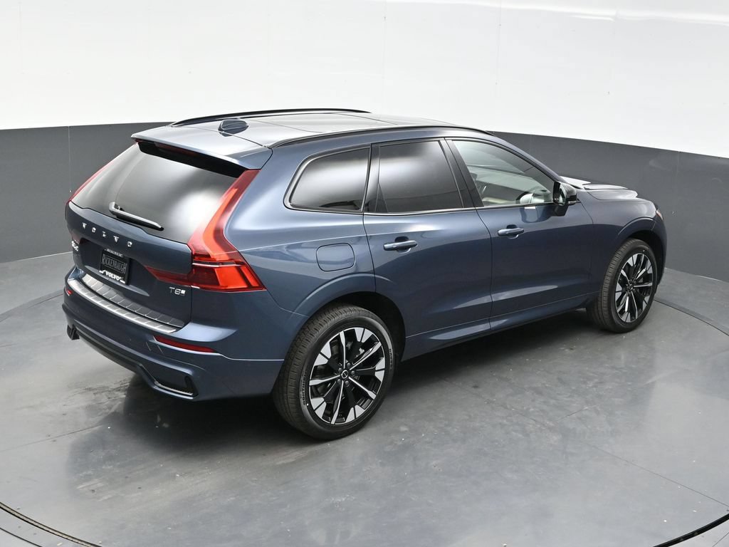 New 2026 Volvo XC60 T8 Plus w/ Climate Package AWD/4WD image 35