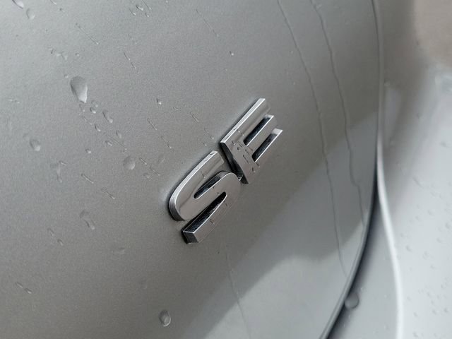 Used 2024 Mitsubishi Outlander SE image 9