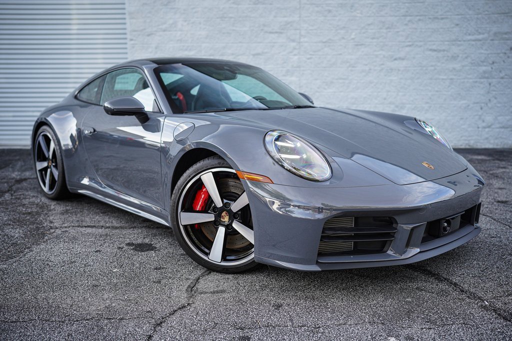 Used 2025 Porsche 911 Carrera S image 9