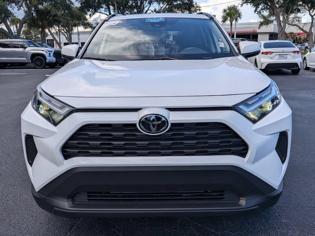 Used 2025 Toyota RAV4 XLE FWD image 8