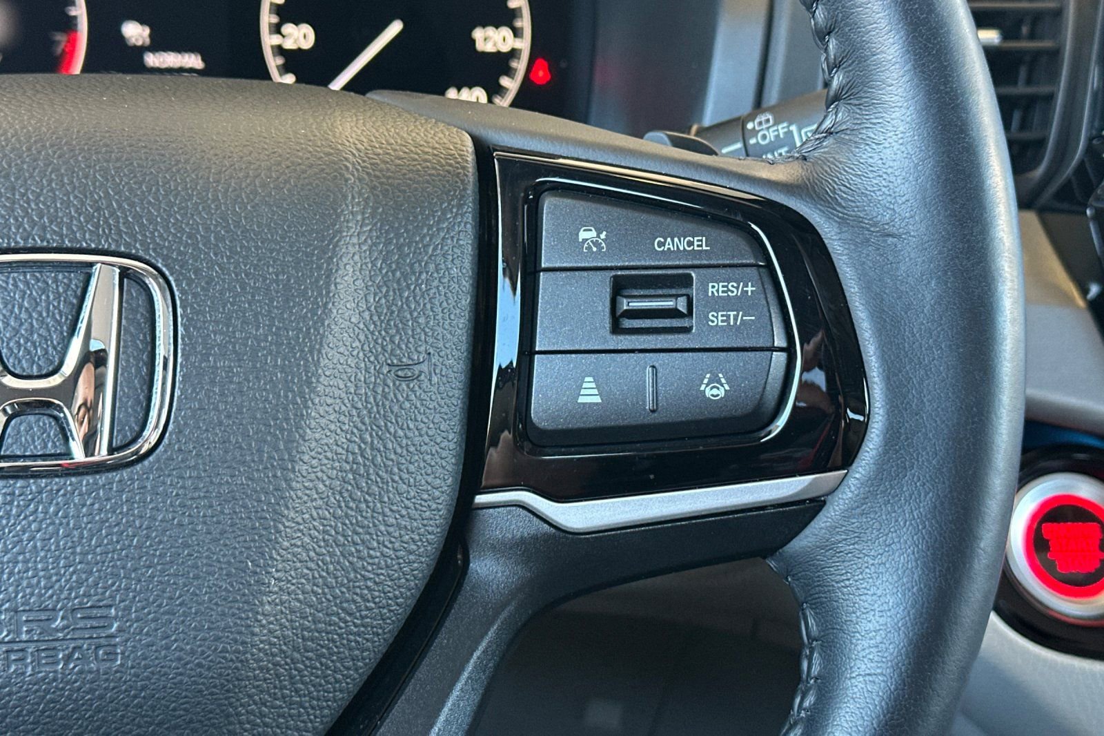 Used 2025 Honda Odyssey Touring image 31