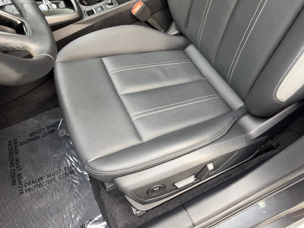 Used 2023 Audi A3 2.0T Premium w/ Convenience Package AWD/4WD image 32