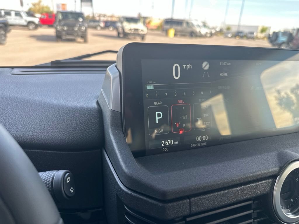 Used 2025 INEOS Grenadier Station Wagon AWD/4WD image 19