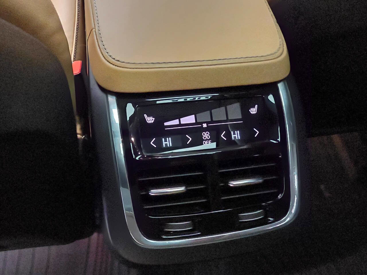 Used 2016 Volvo XC90 T6 Inscription image 31