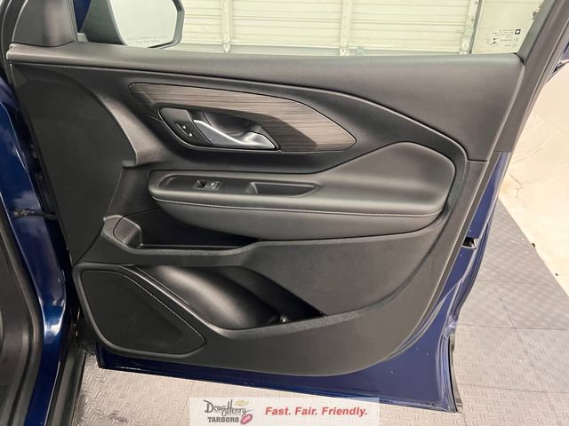 Used 2022 GMC Terrain SLT image 37