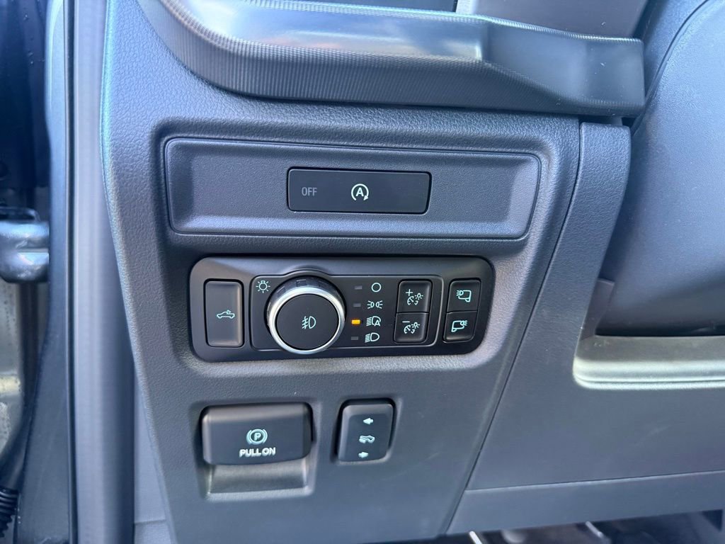 New 2025 Ford F150 Platinum w/ FX4 Off-Road Package image 8