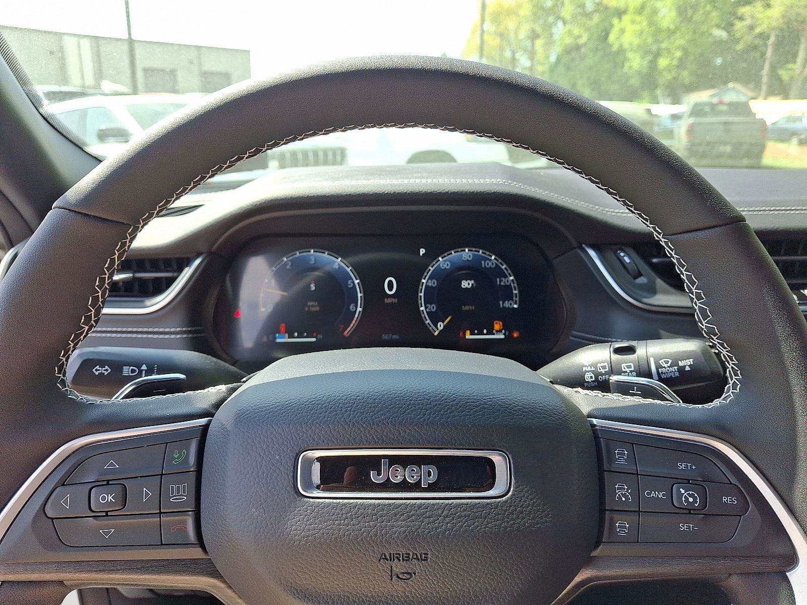 New 2025 Jeep Grand Cherokee L Limited w/ Black Appearance Package image 16