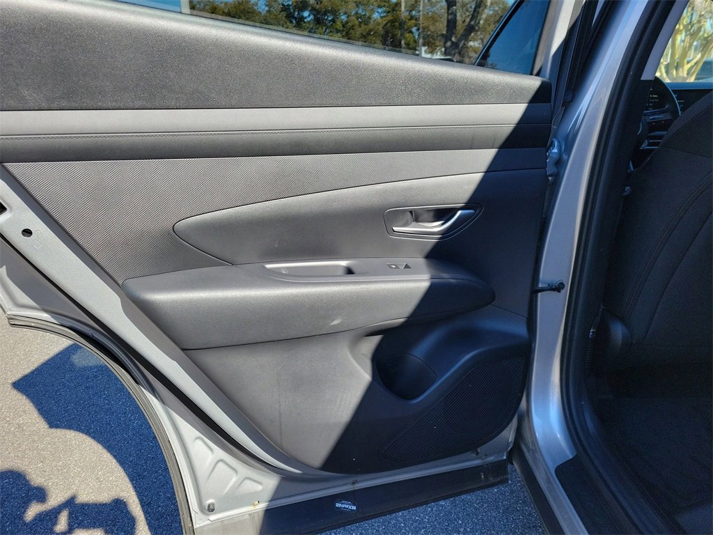 Used 2025 Hyundai Tucson SE image 7