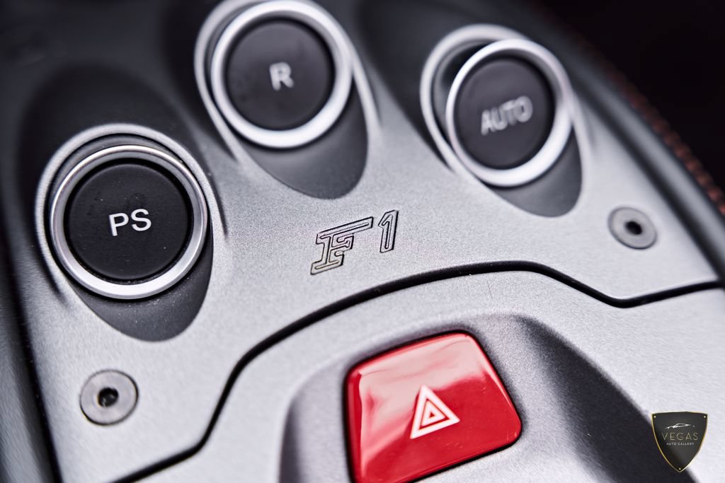 Used 2014 Ferrari 458 Spider RWD image 81
