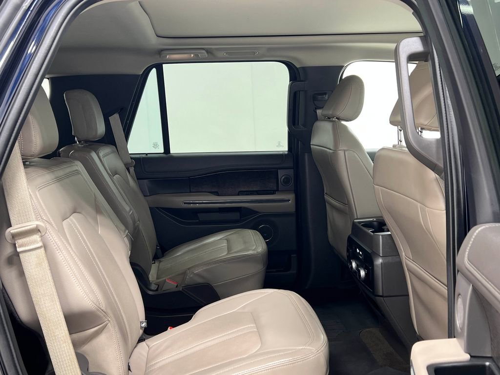 Used 2021 Ford Expedition Limited AWD/4WD image 38