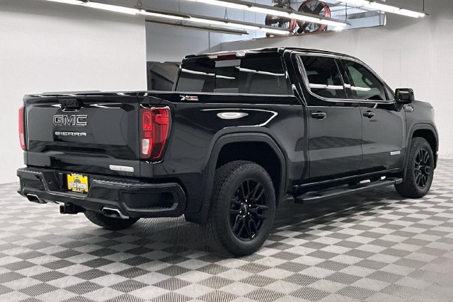 Used 2024 GMC Sierra 1500 Elevation w/ Elevation Premium Package AWD/4WD image 13