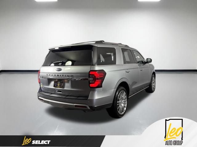 Used 2024 Ford Expedition Limited AWD/4WD image 4