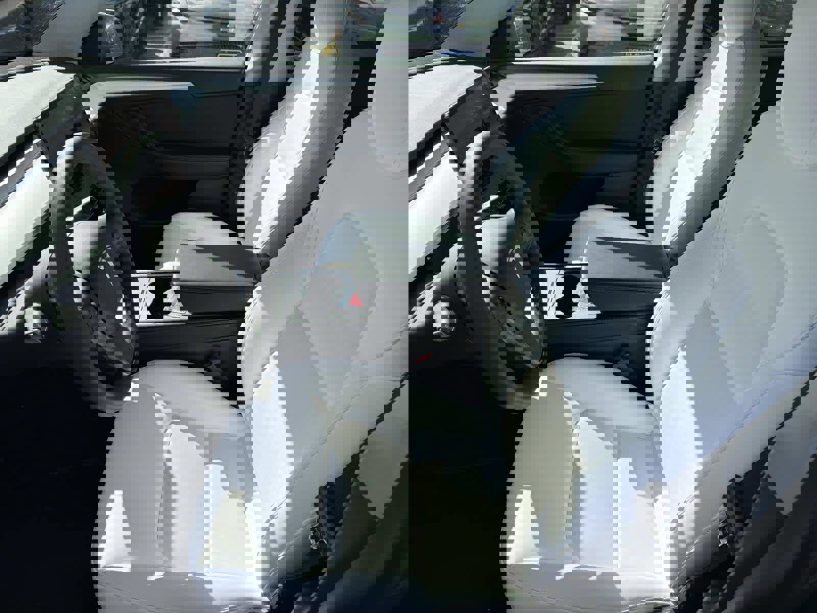 Used 2023 Tesla Model Y AWD image 9