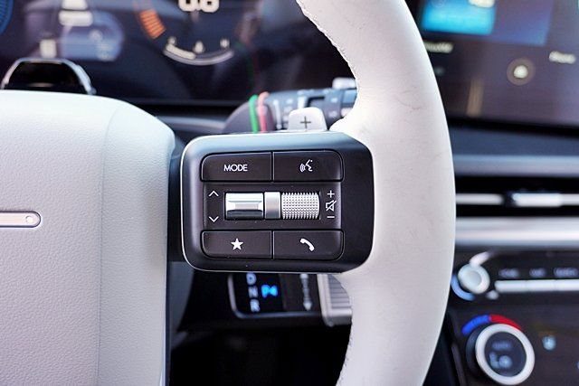 New 2026 Hyundai Santa Fe SEL FWD image 39