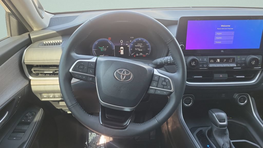 Certified 2025 Toyota Grand Highlander AWD Hybrid image 12