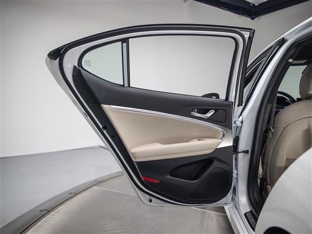 New 2026 Genesis G70 2.5T image 25