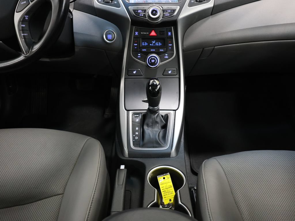 Used 2015 Hyundai Elantra Limited w/ Option Group 05 FWD image 20