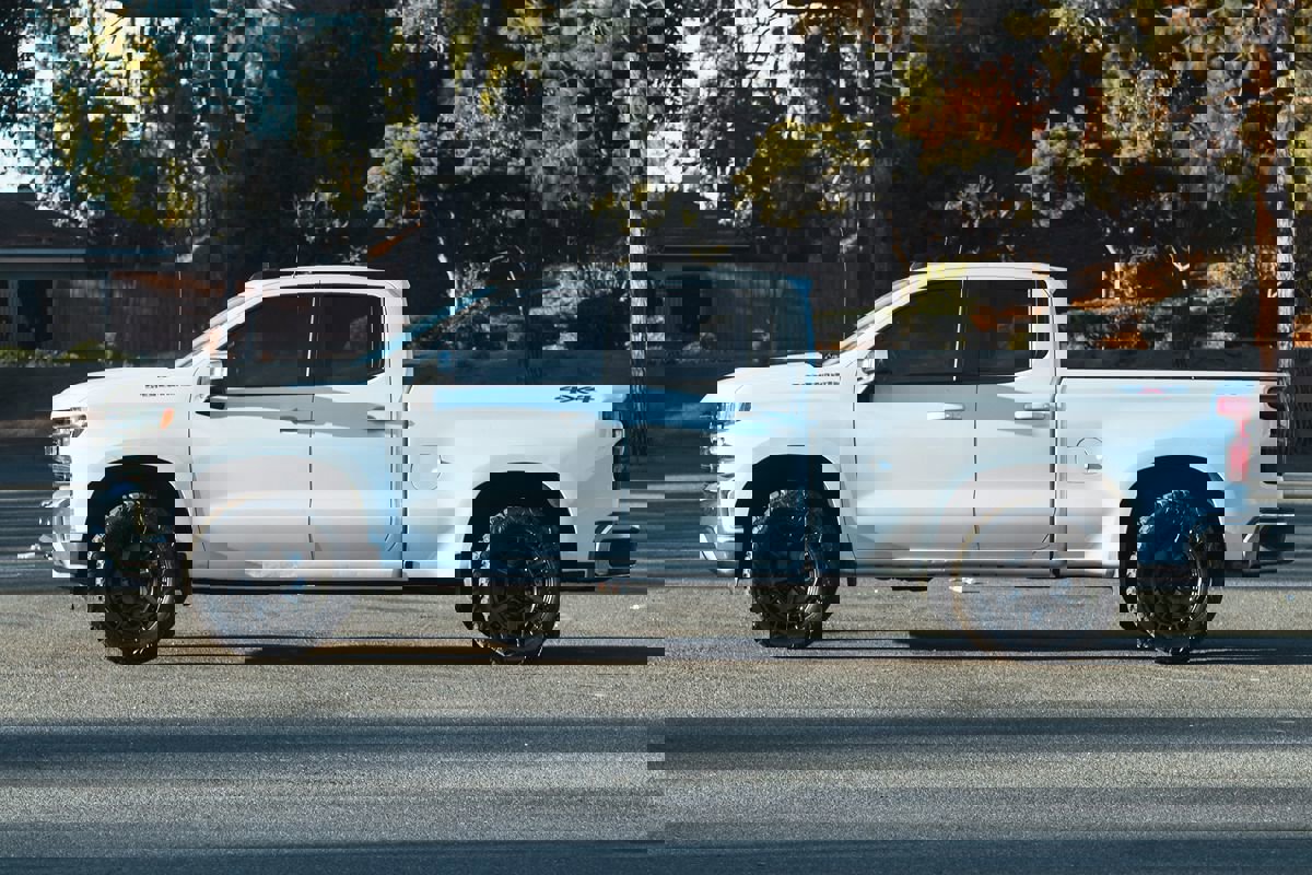 Used 2019 Chevrolet Silverado 1500 LT w/ Convenience Package image 5