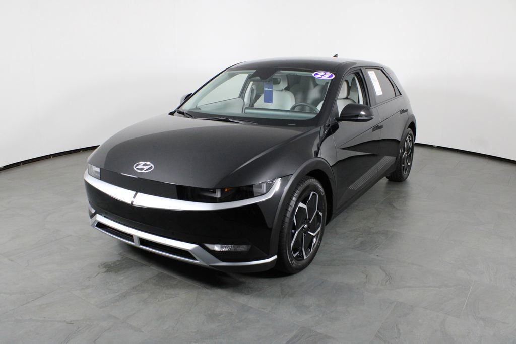 Used 2023 Hyundai Ioniq 5 SEL RWD image 2