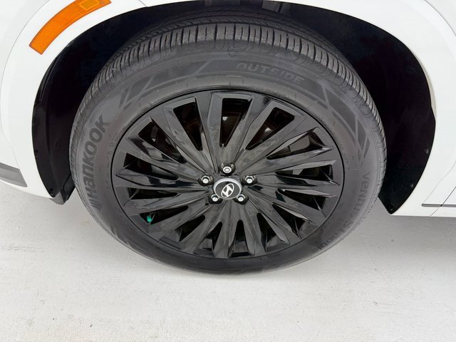 Used 2024 Hyundai Palisade Calligraphy image 7