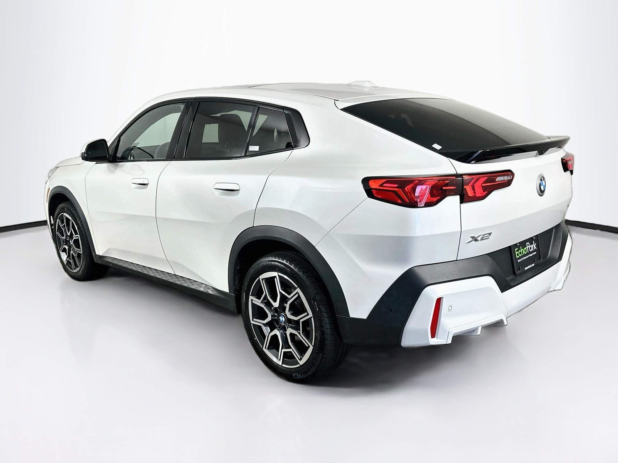 Used 2026 BMW X2 xDrive28i AWD/4WD image 5