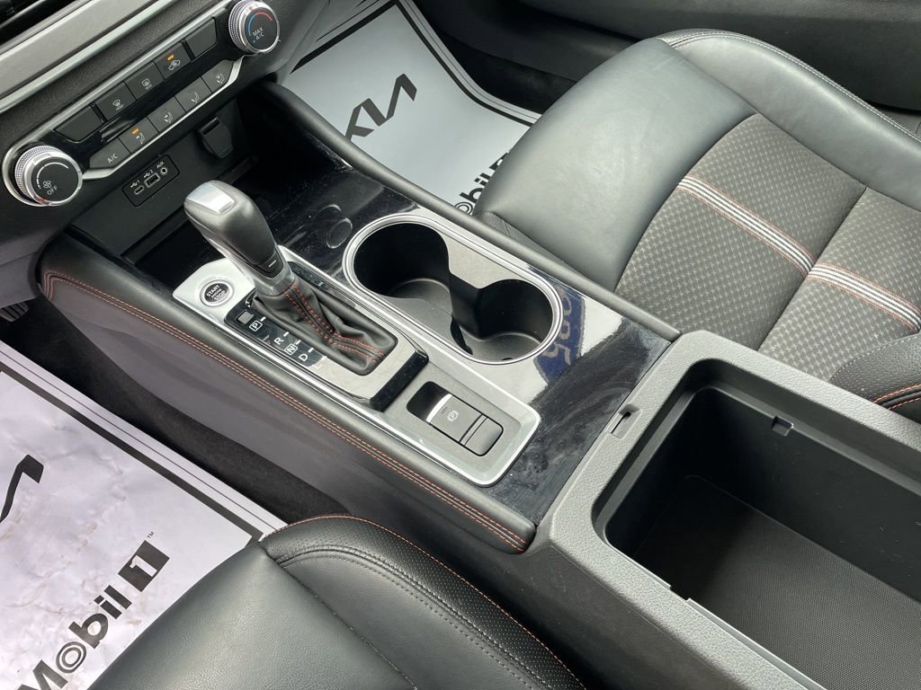Used 2025 Nissan Altima 2.5 SR image 9