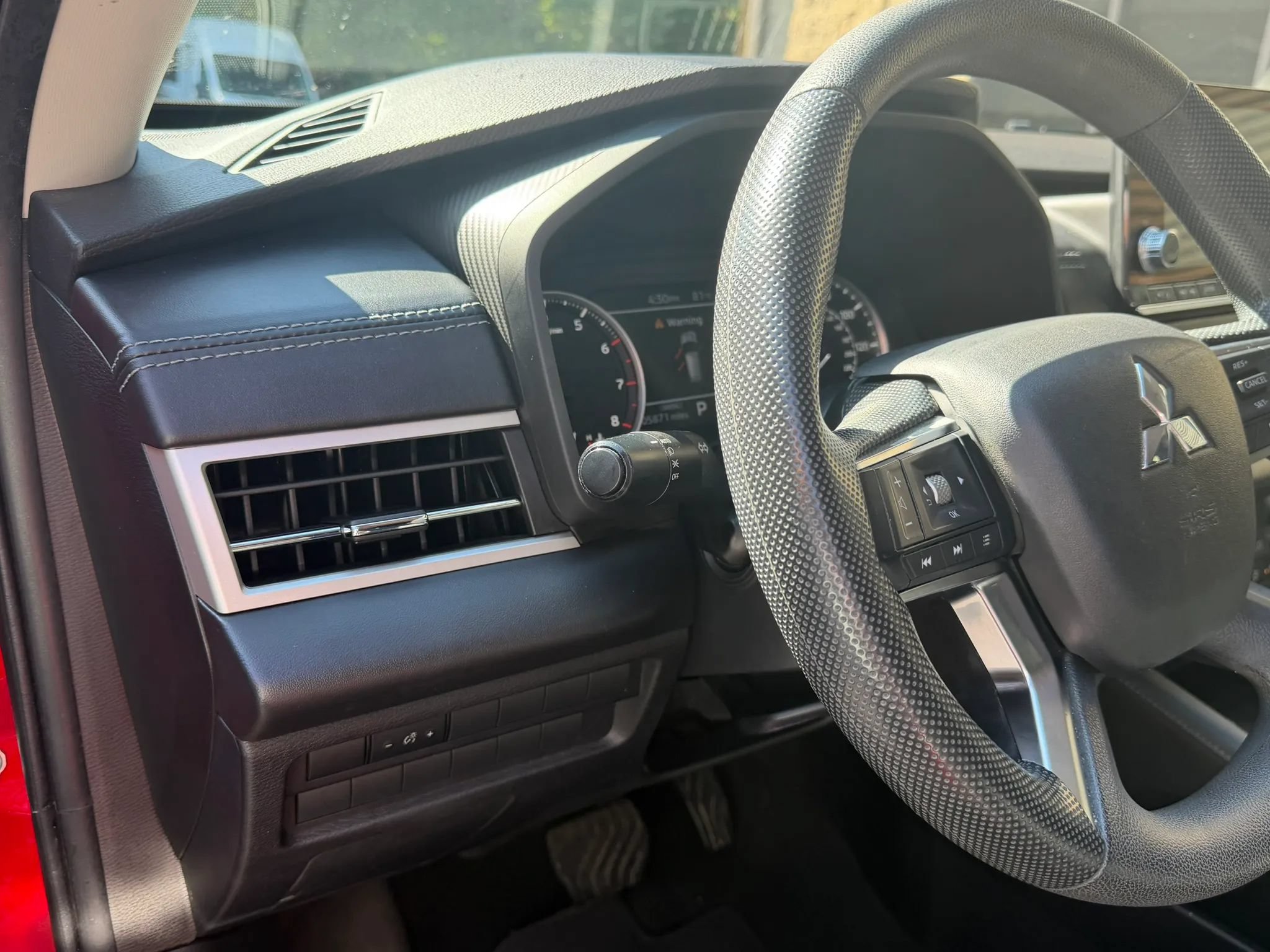 Used 2022 Mitsubishi Outlander ES AWD/4WD image 25