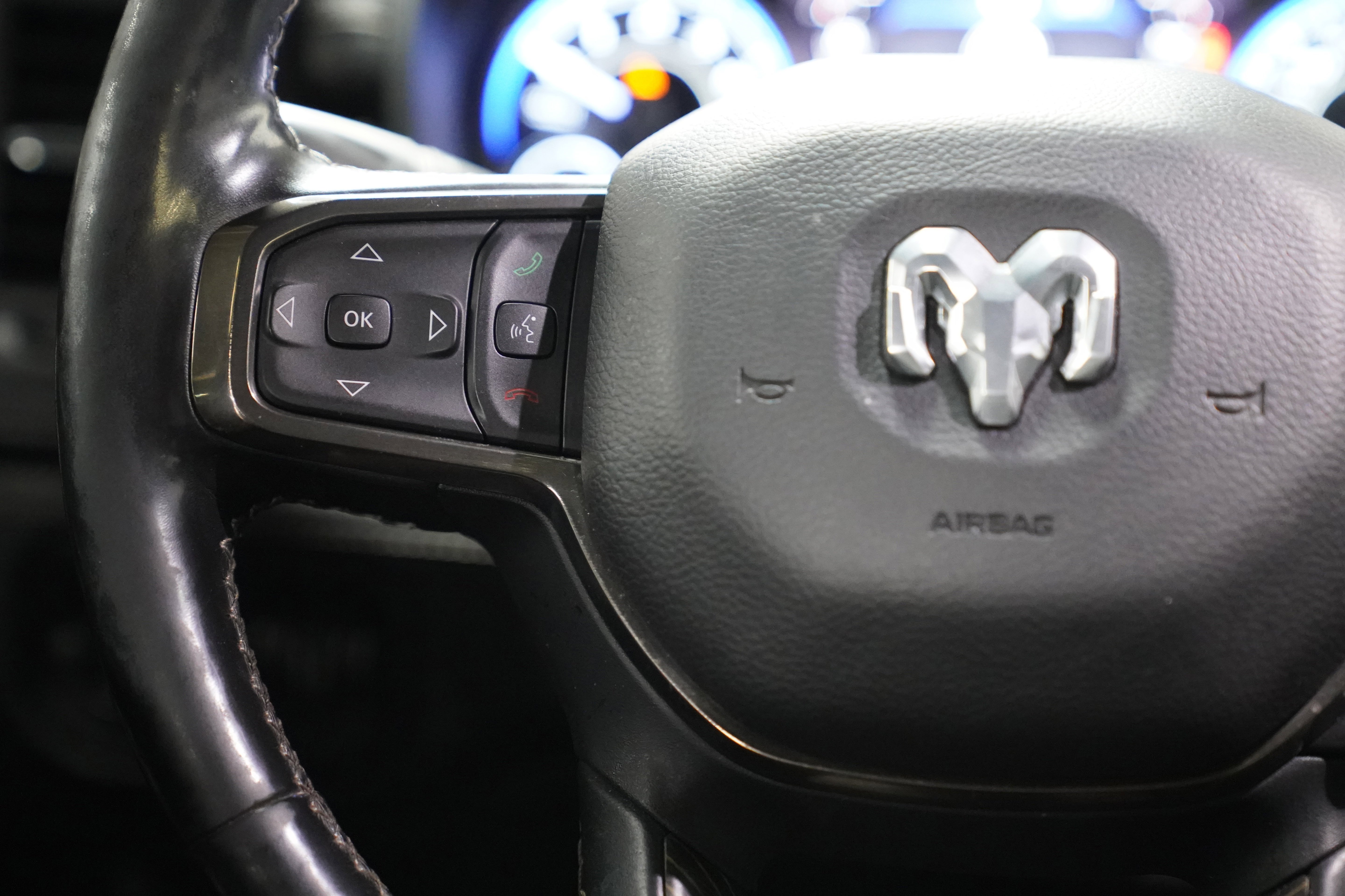 Used 2019 RAM 1500 Limited AWD/4WD image 19
