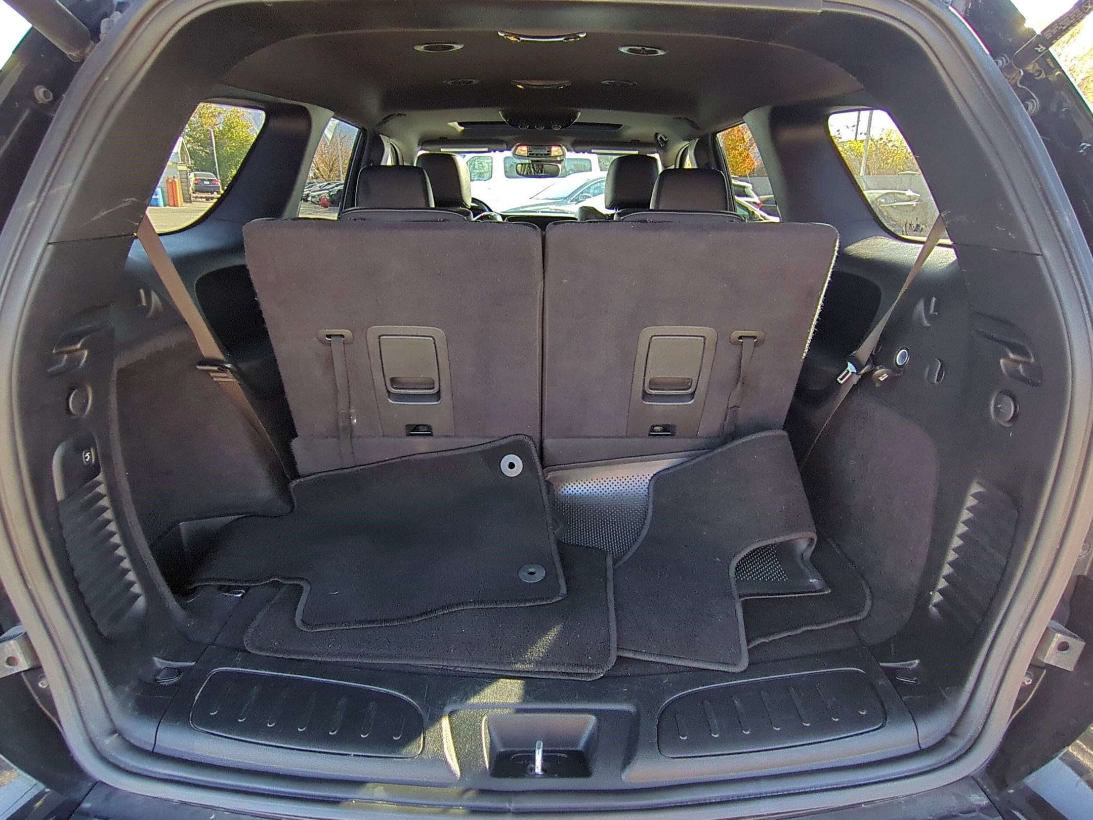 Used 2023 Dodge Durango GT image 34