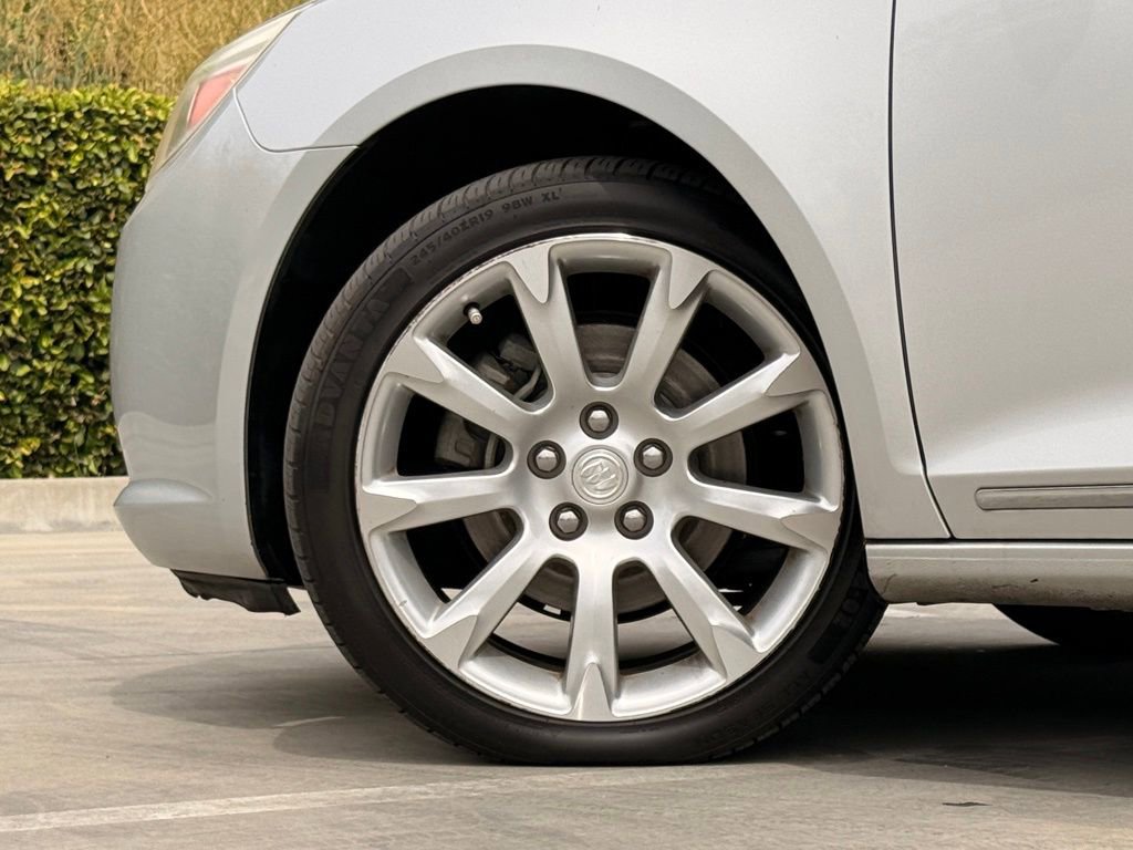 Used 2013 Buick LaCrosse Touring image 9